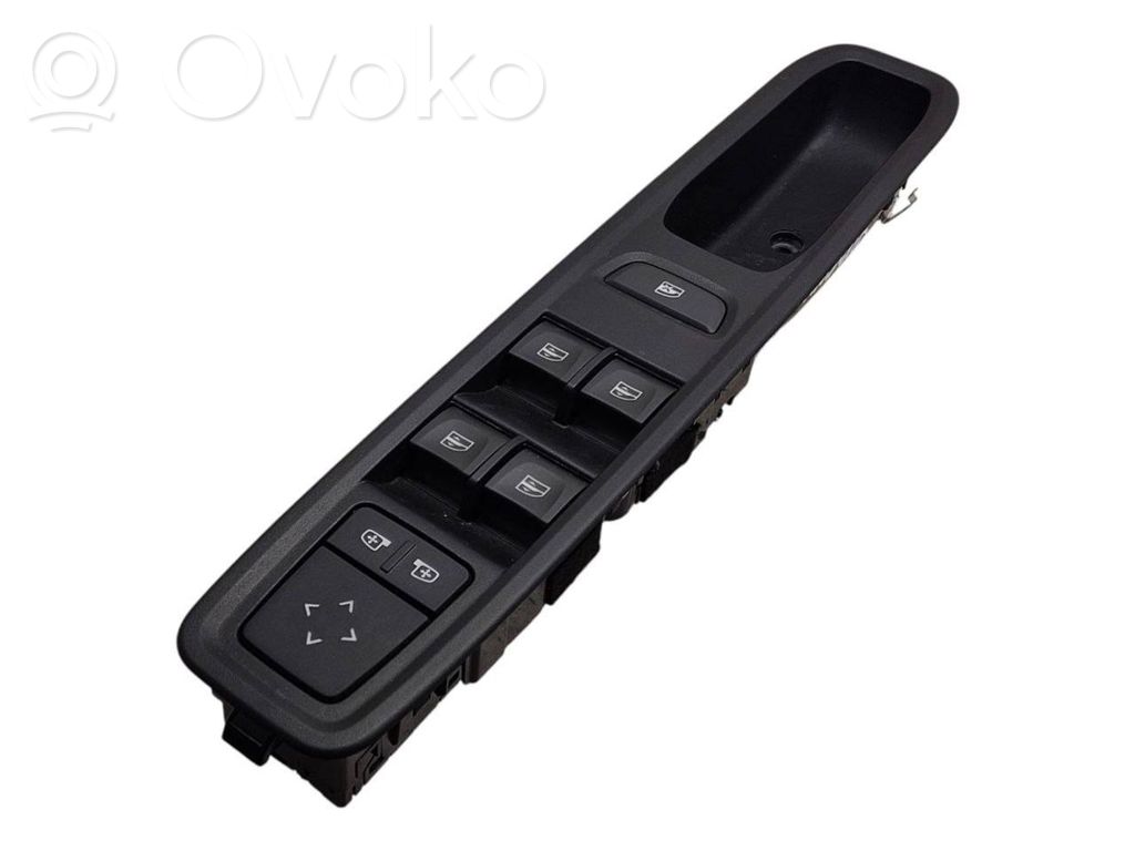 Dacia Sandero III Electric window control switch 