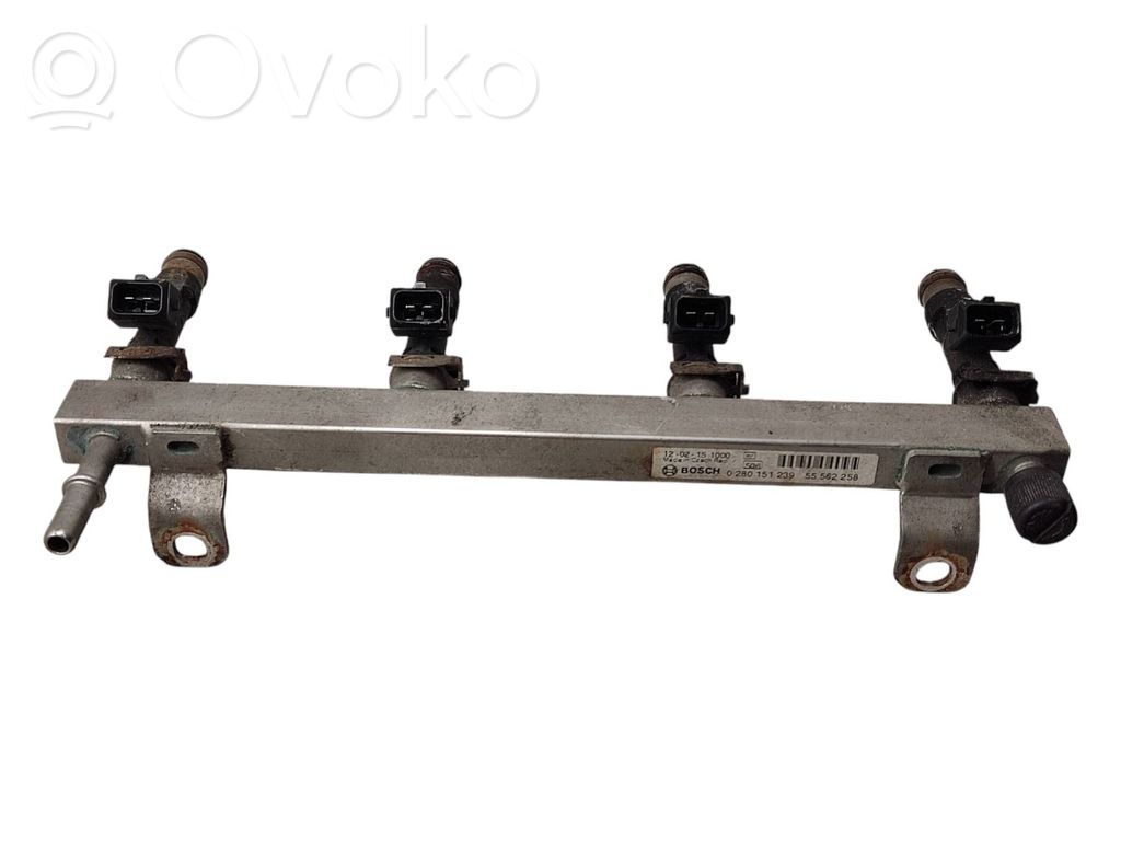 Opel Corsa D Tubo principal de alimentación del combustible 