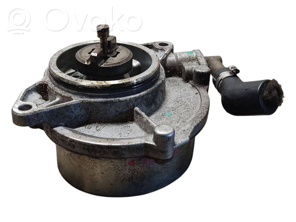 Vacuum pump   057145100