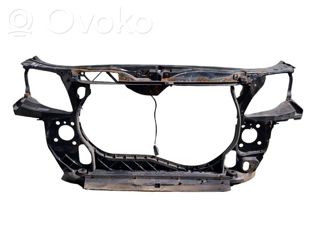 Audi A4 S4 B7 8E 8H Radiatorių panelė 