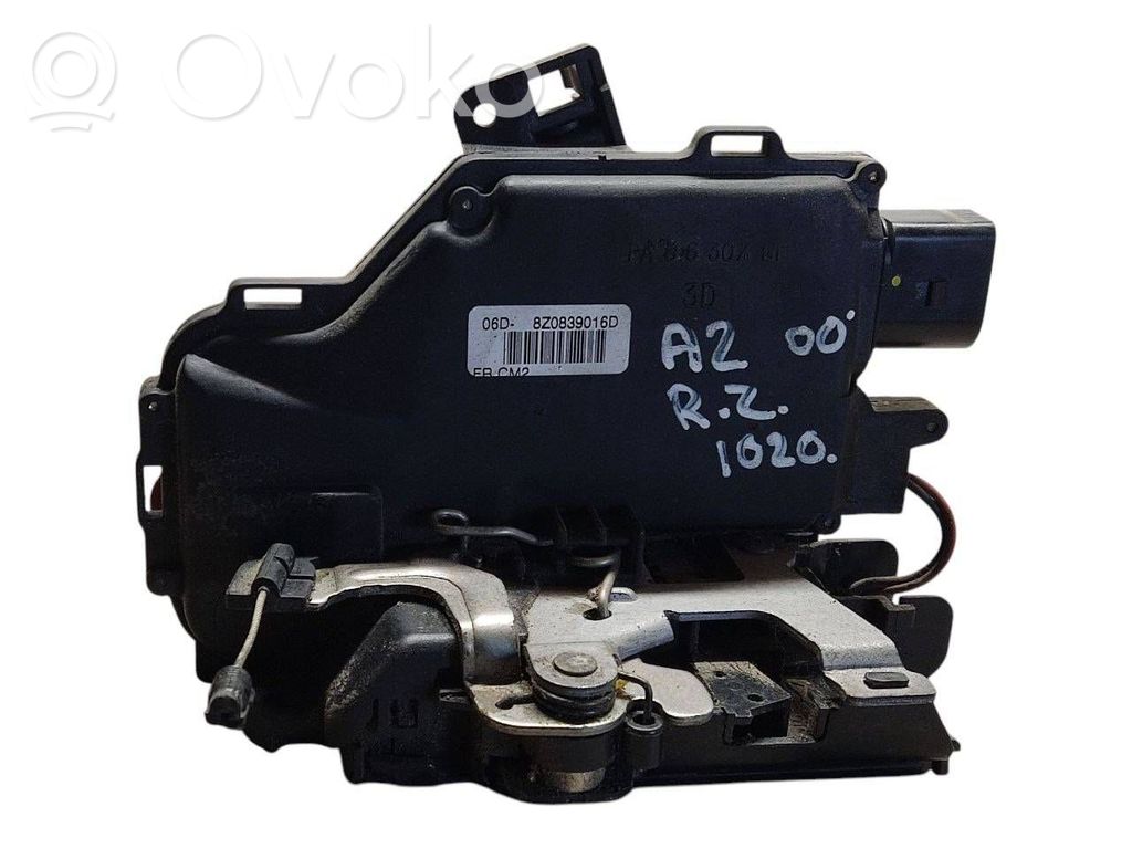 Audi A2 Aizmugurē slēdzene 