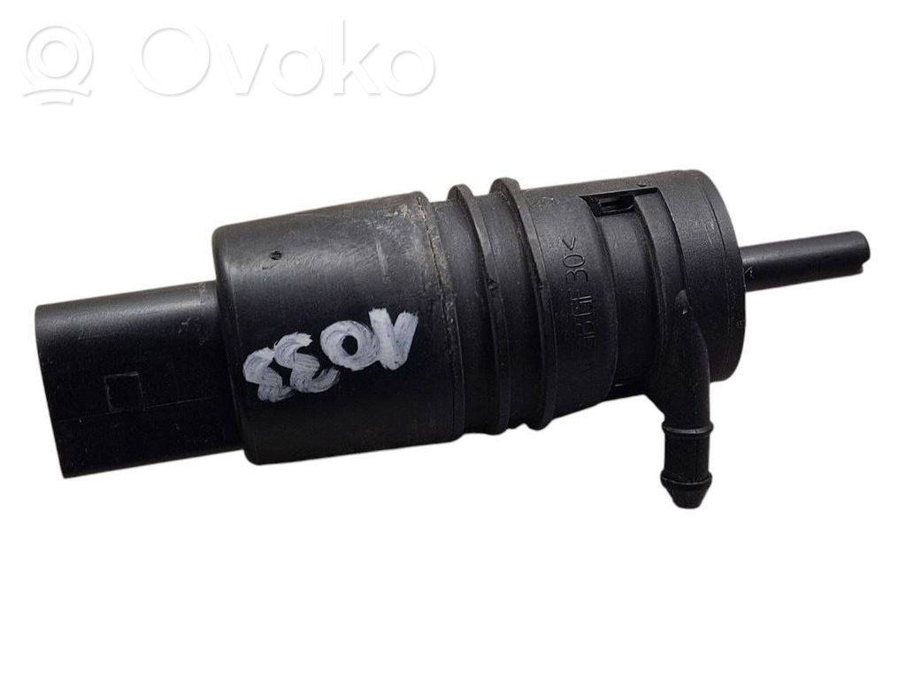 Porsche Panamera (970) Windscreen/windshield washer pump 