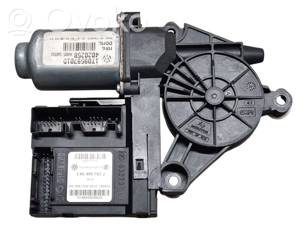 Volkswagen PASSAT B6 Silnik regulatora szyby drzwi przednich 
