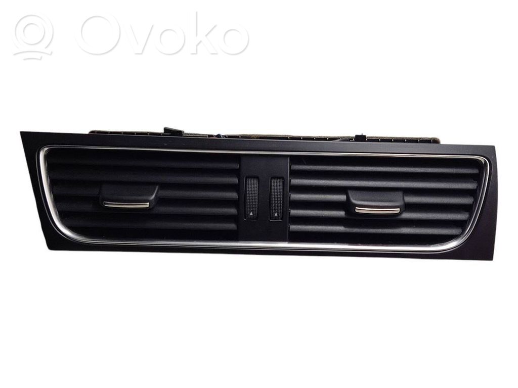 Audi S5 Dysze / Kratki środkowego nawiewu deski rozdzielczej 