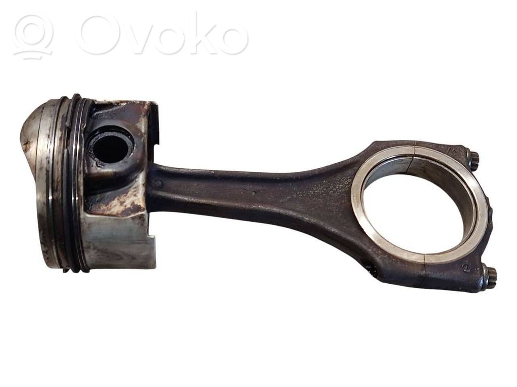 Volkswagen Touareg II Piston with connecting rod 