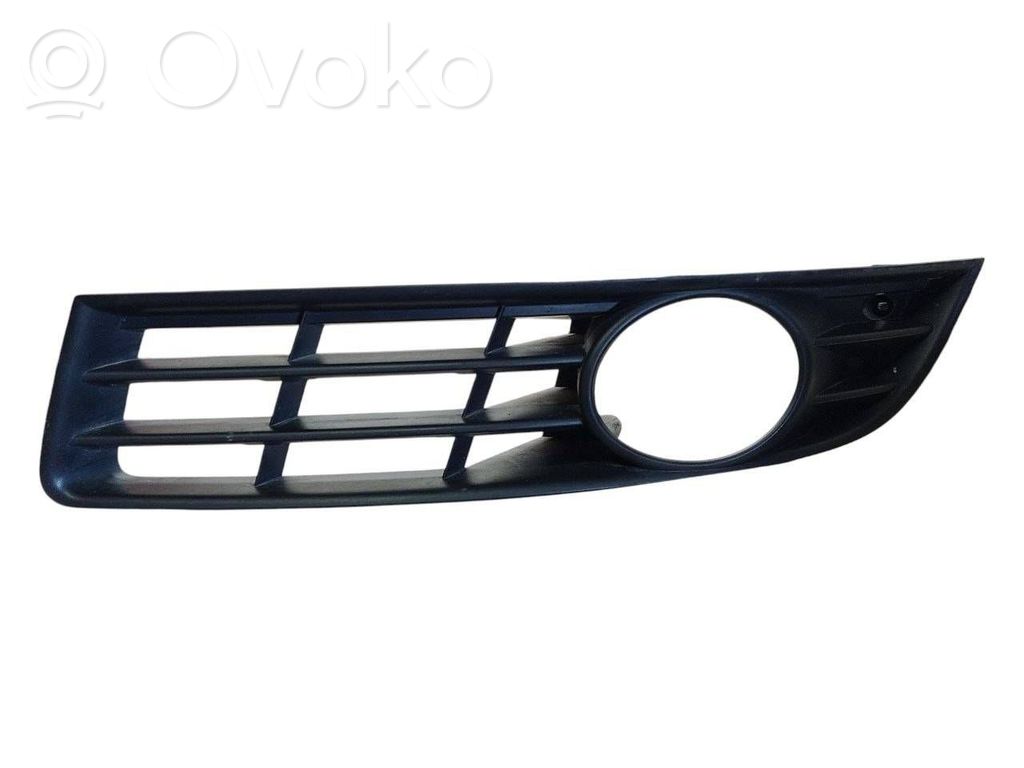 Volkswagen PASSAT B6 Grilă/ornament proiector ceață față 
