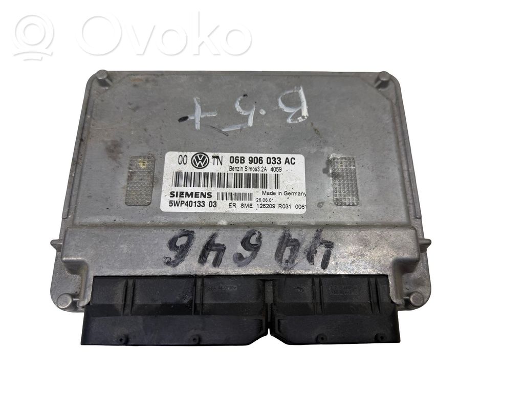 Volkswagen PASSAT B5.5 Engine control unit/module 