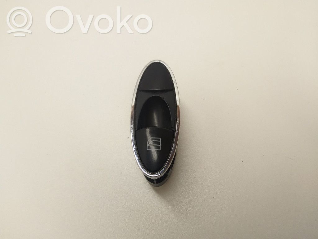 Mercedes-Benz E W211 Electric window control switch 