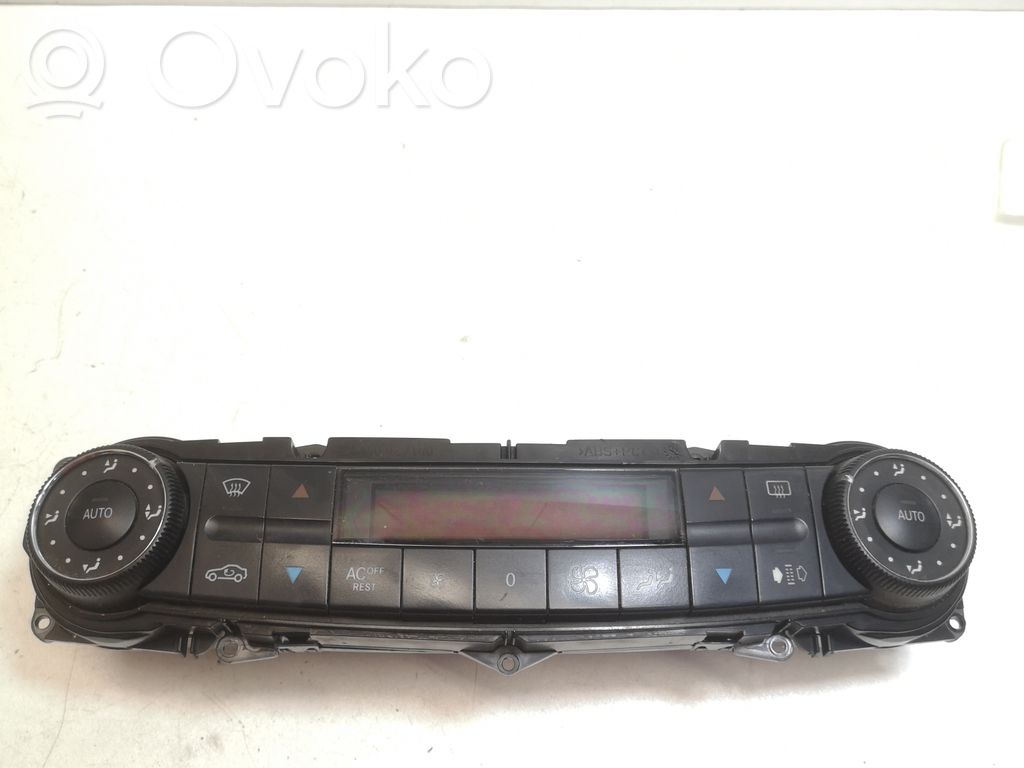 Mercedes-Benz E W211 Climate control unit 
