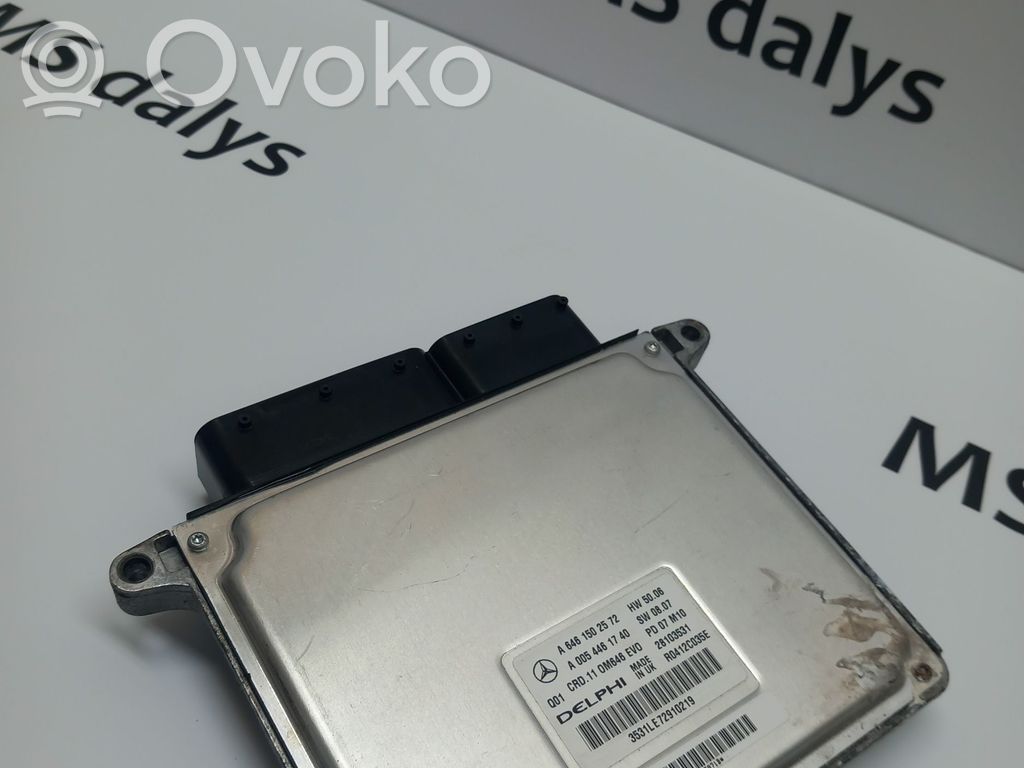 Mercedes-Benz C W204 Engine control unit/module 