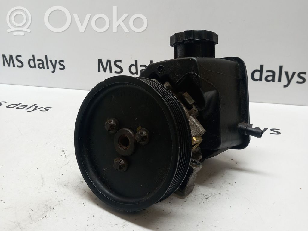 Mercedes-Benz E W211 Power steering pump 