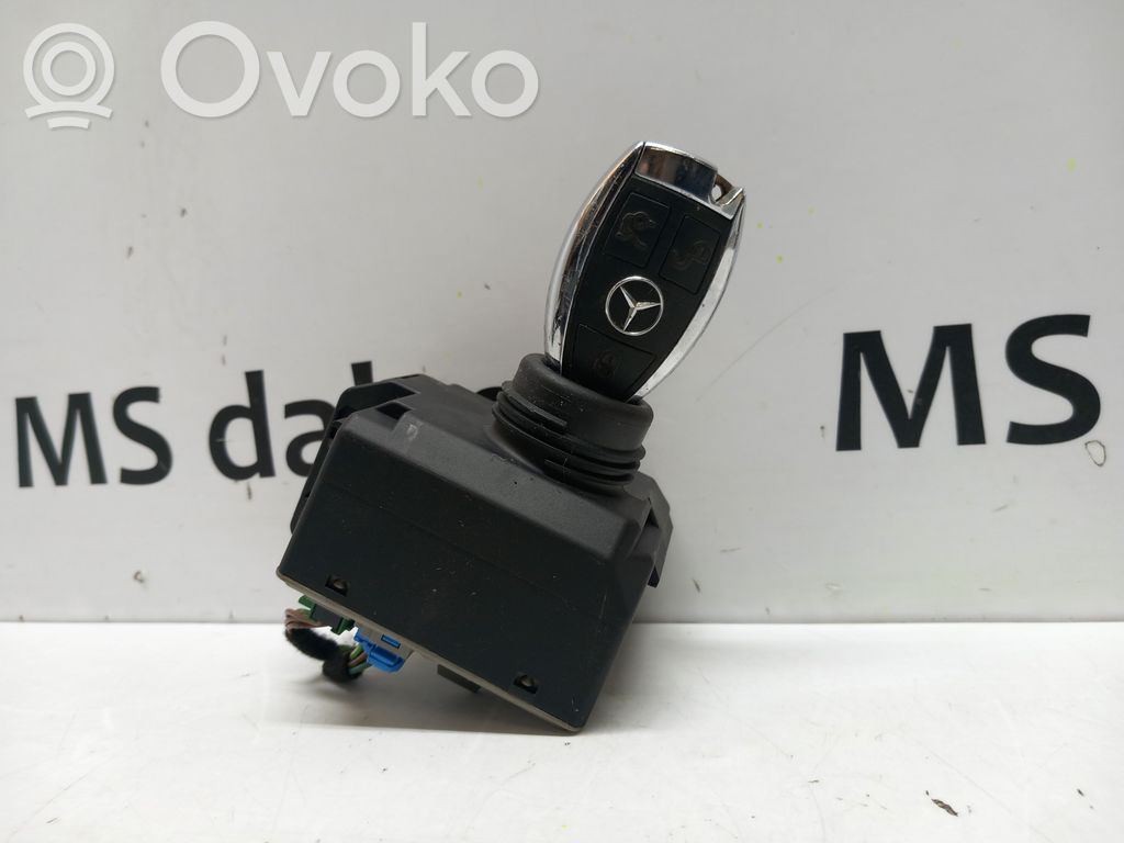 Mercedes-Benz CLS C218 X218 Ignition lock 