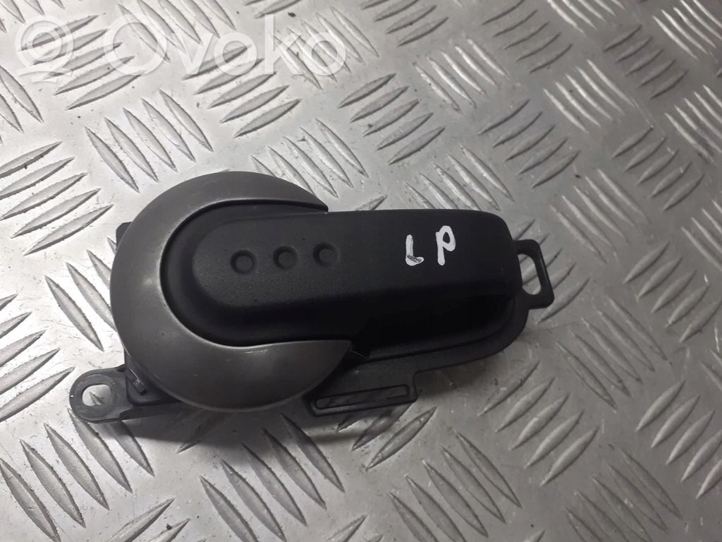 Manecilla interna puerta delantera   5010800006