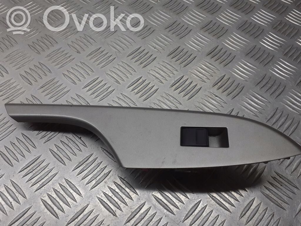 Electric window control switch   7427112230