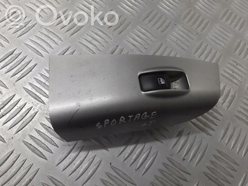 KIA Sportage Electric window control switch 