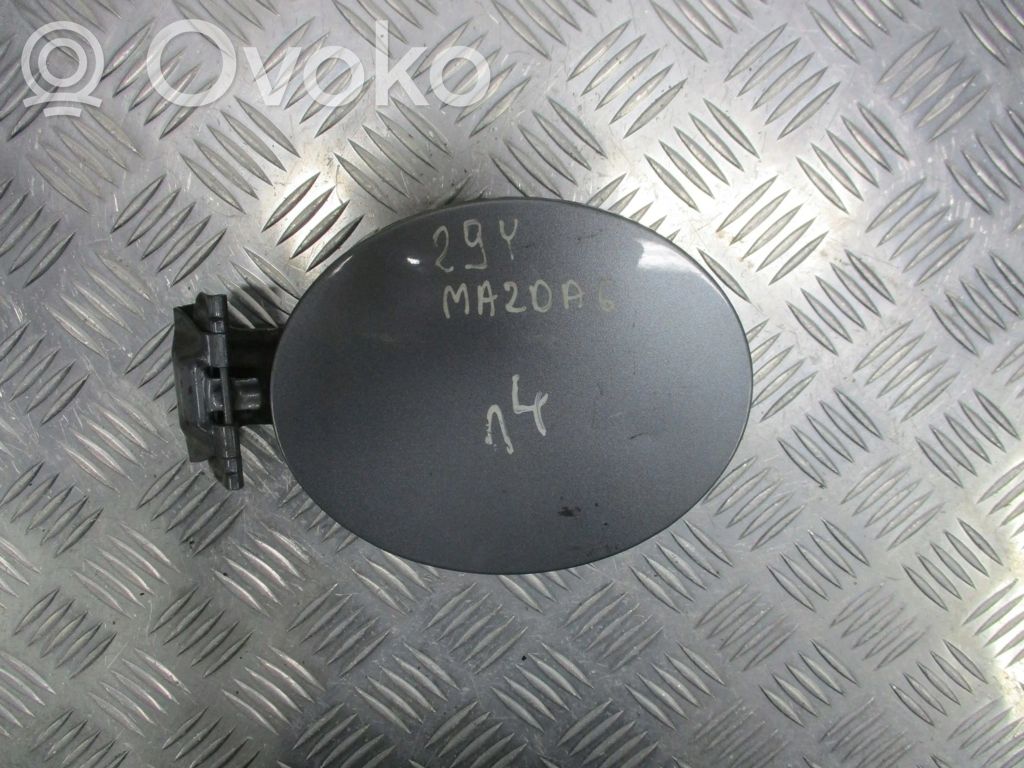 Polttoainesäiliön korkki