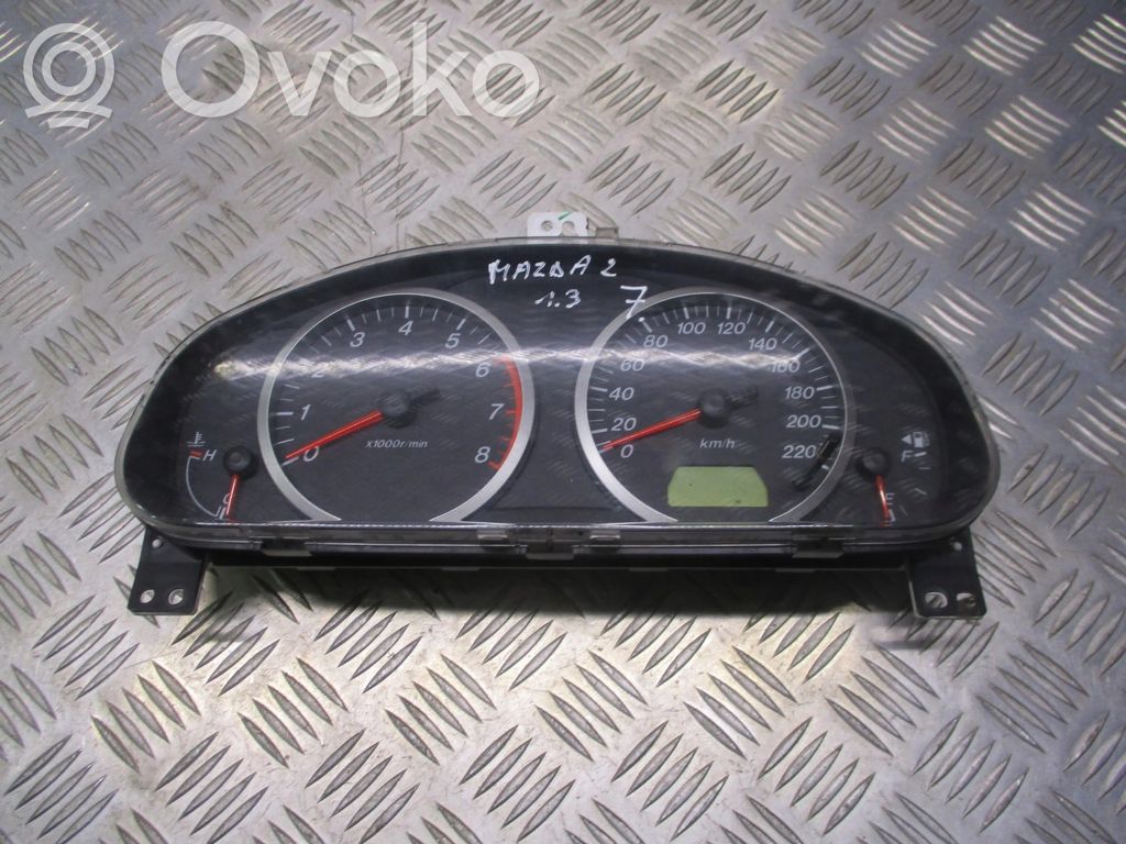 Mazda 2 Spidometrs (instrumentu panelī) 