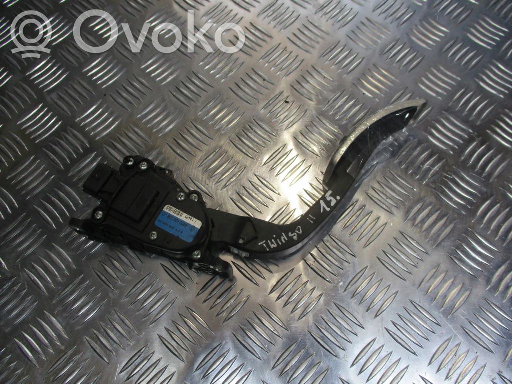 Renault Twingo II Accelerator pedal position sensor 