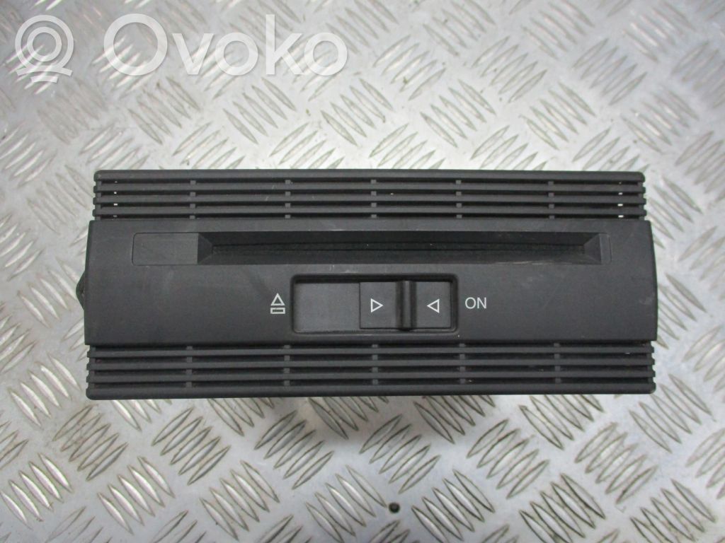 Audi A4 S4 B5 8D Moduł / Sterownik GPS 