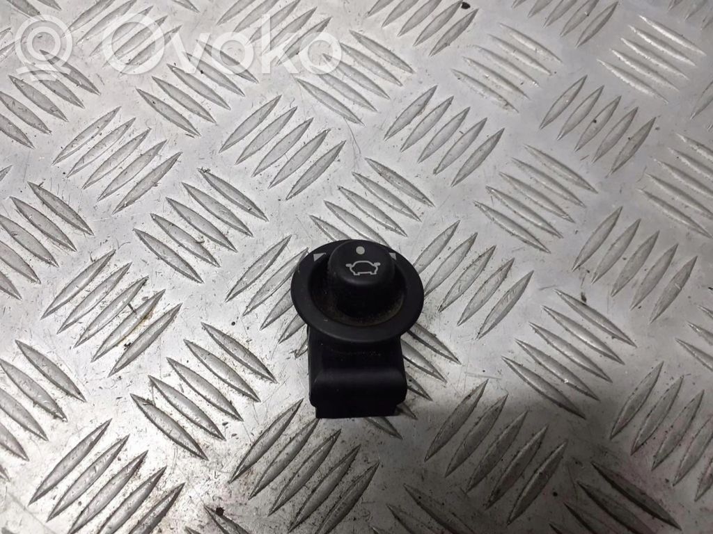 Ford Focus Wing mirror switch 