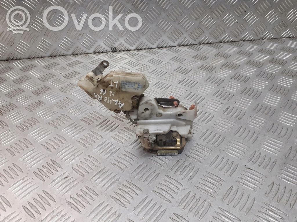 Nissan Almera N16 Serratura portiera posteriore