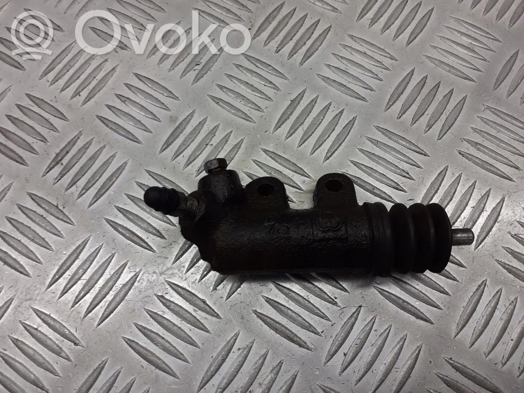 Toyota Avensis T250 Cylindre récepteur d'embrayage