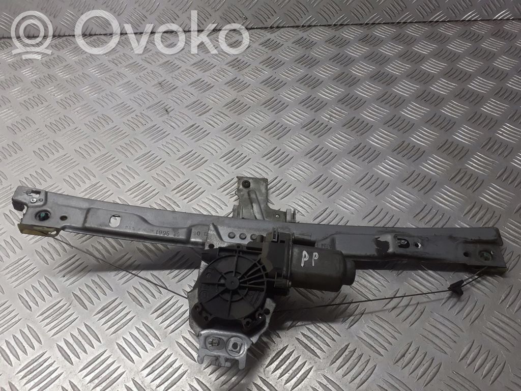 Peugeot 207 Alzacristalli della portiera anteriore con motorino 