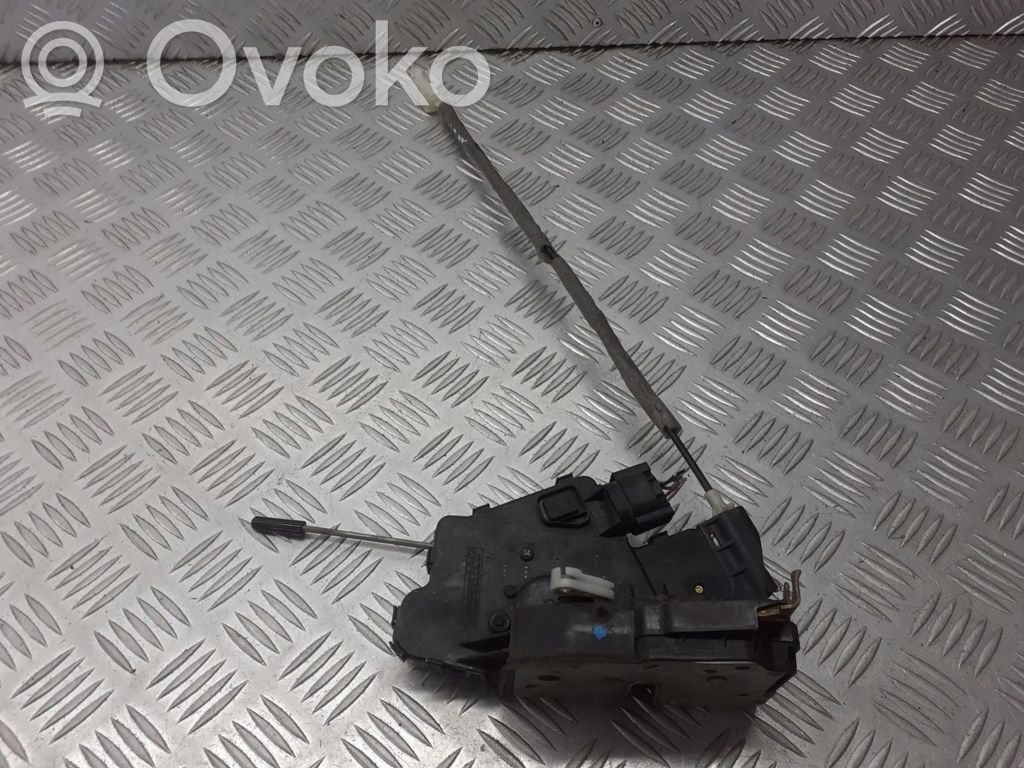 Zamek drzwi przednich   244BTR