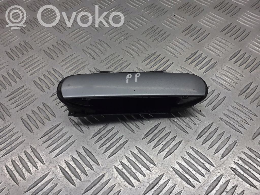 Audi A6 S6 C5 4B Manecilla/asa externa de la puerta delantera 