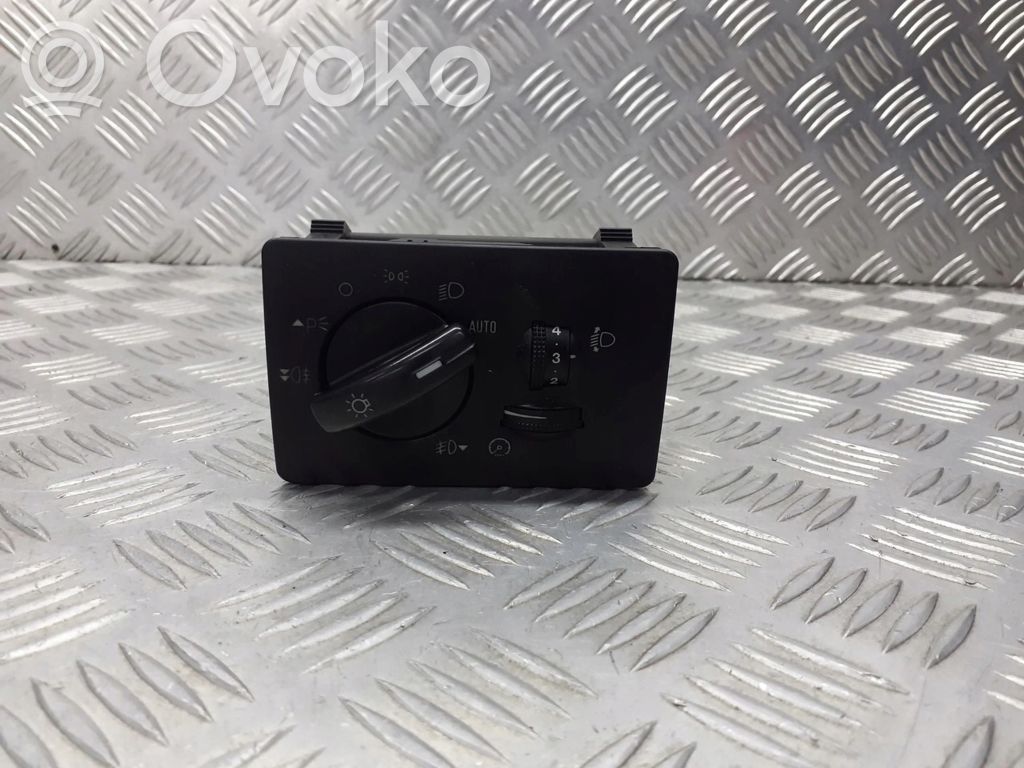 Ford Focus Headlight level height control switch 