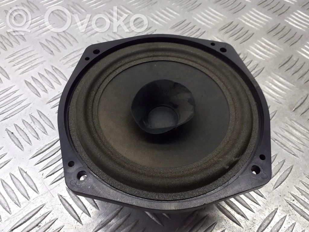 Nissan Micra Difuzor ușă spate