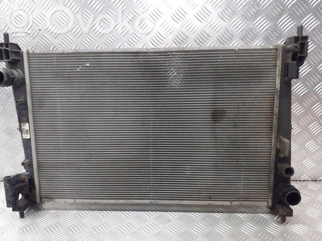 Opel Corsa D Chłodnica 