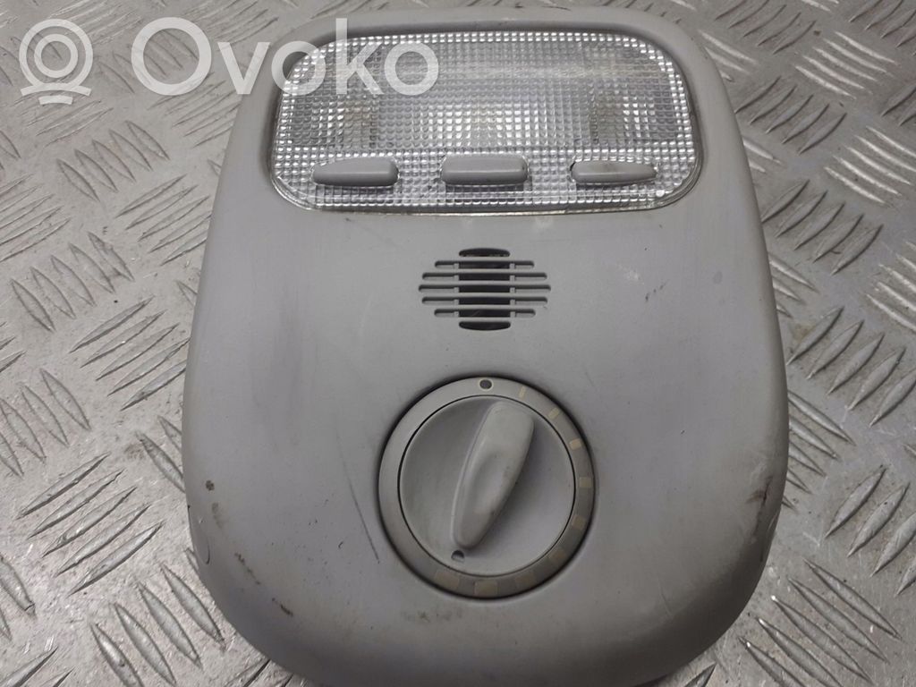 Peugeot 407 Consola de luz del techo 