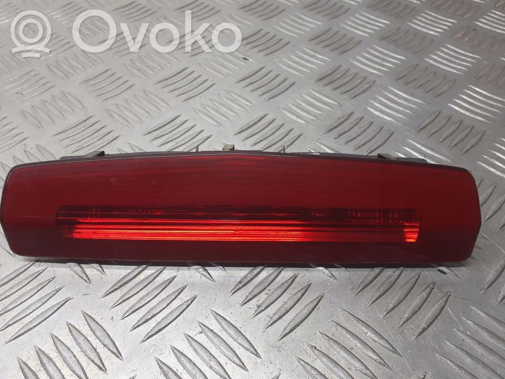 Opel Zafira B Lampă frână centrală