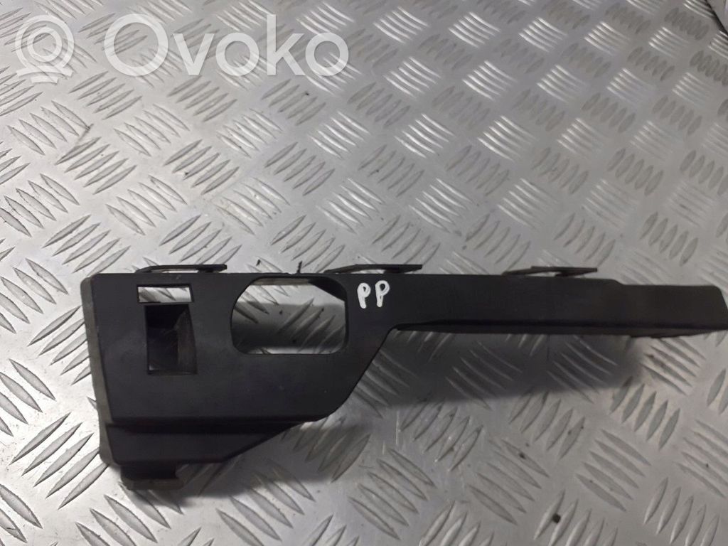 Front bumper mounting bracket   4M5117E856