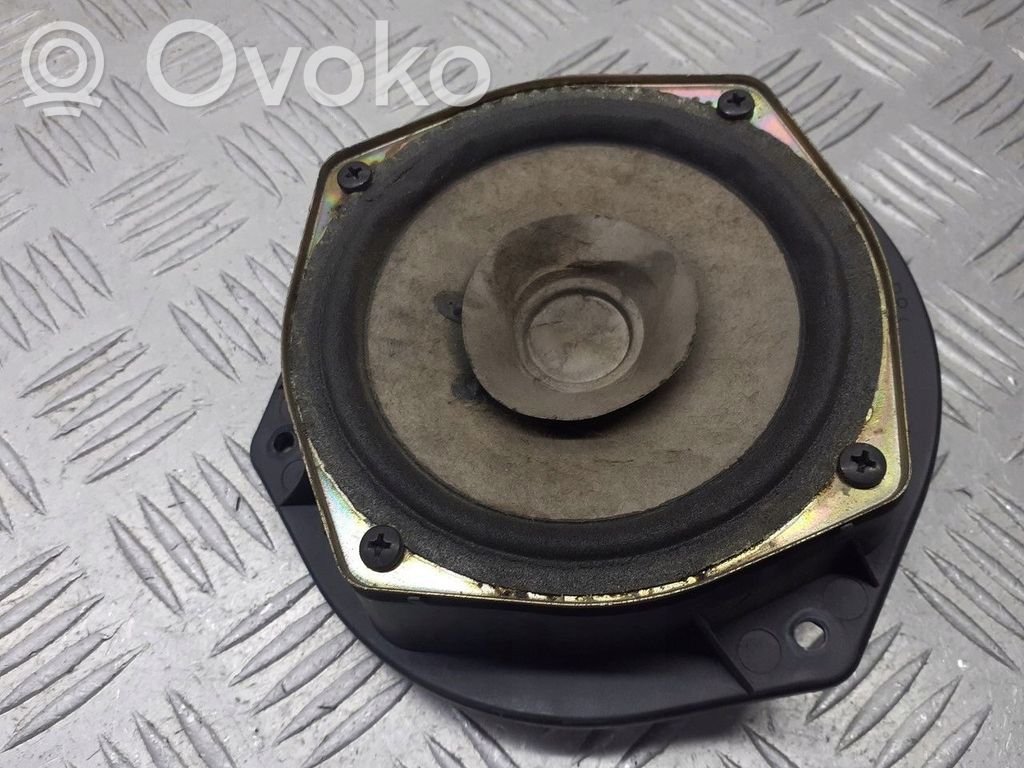 Daewoo Lanos Etuoven kaiutin 