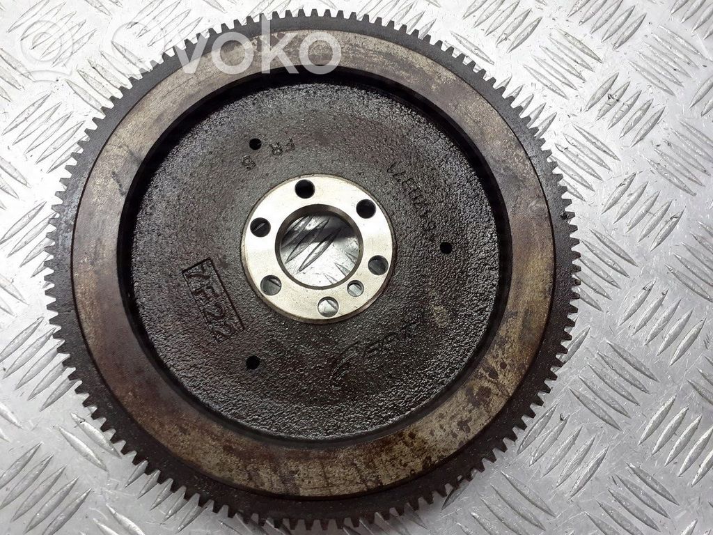 Volantă dublă   46470371