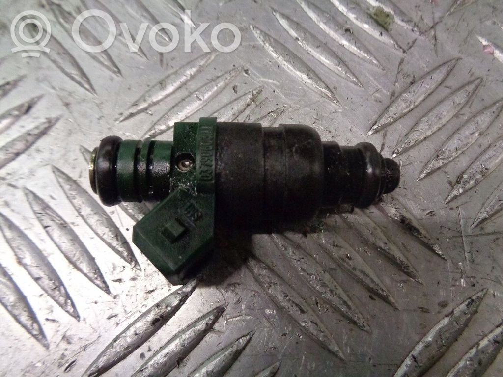 Inyector de combustible   037906031AA