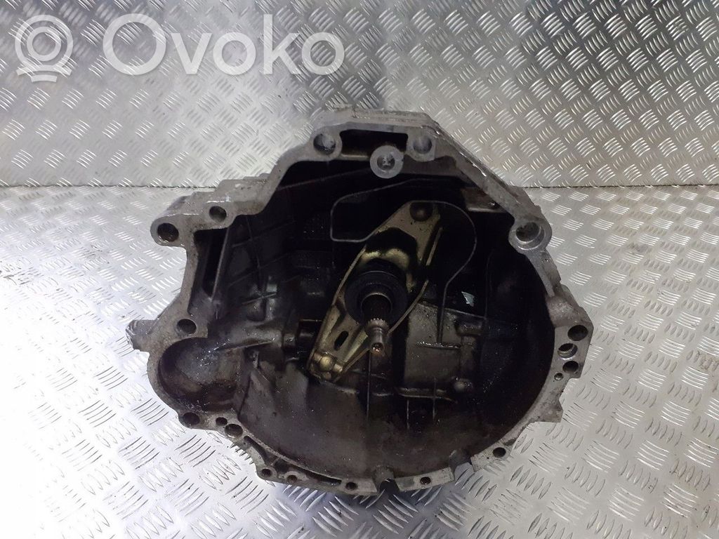 Audi A4 S4 B7 8E 8H Scatola del cambio manuale a 5 velocità 