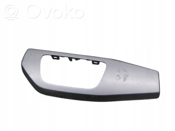 Audi A4 S4 B9 8W Modanatura separatore del paraurti anteriore