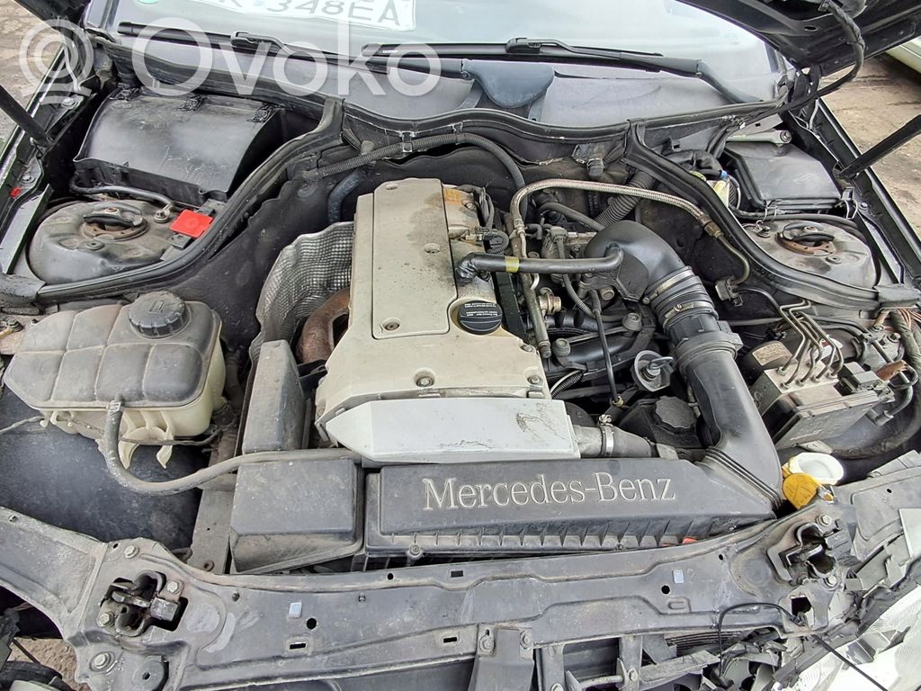 Mercedes-Benz C W203 Moteur
