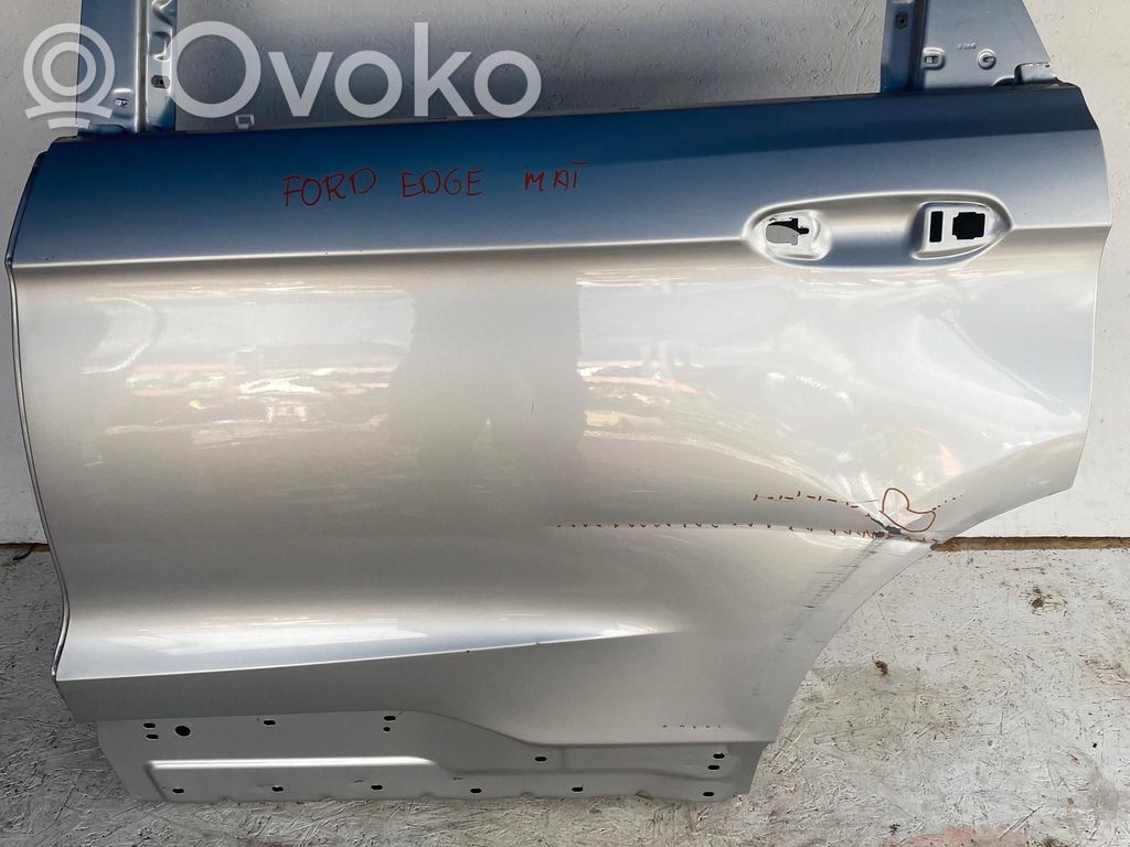 Ford Edge I Puerta trasera 