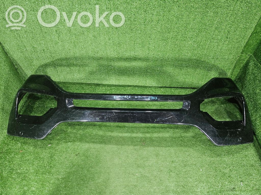 Ford Explorer VI Front bumper 