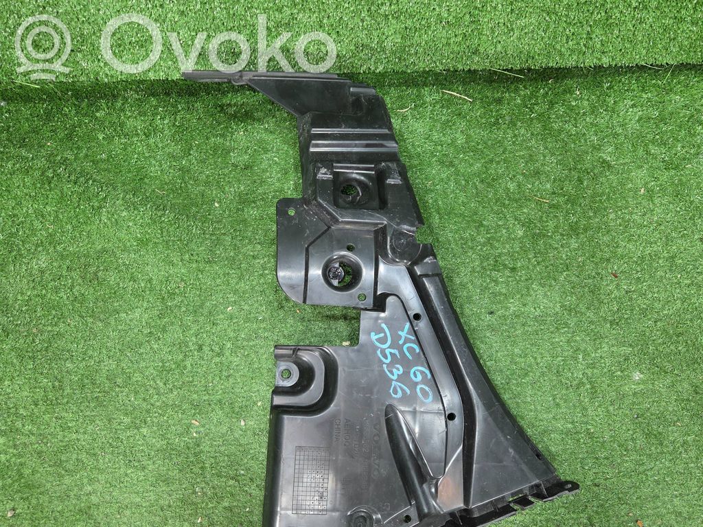 Volvo XC60 Uchwyt / Mocowanie zderzaka tylnego 