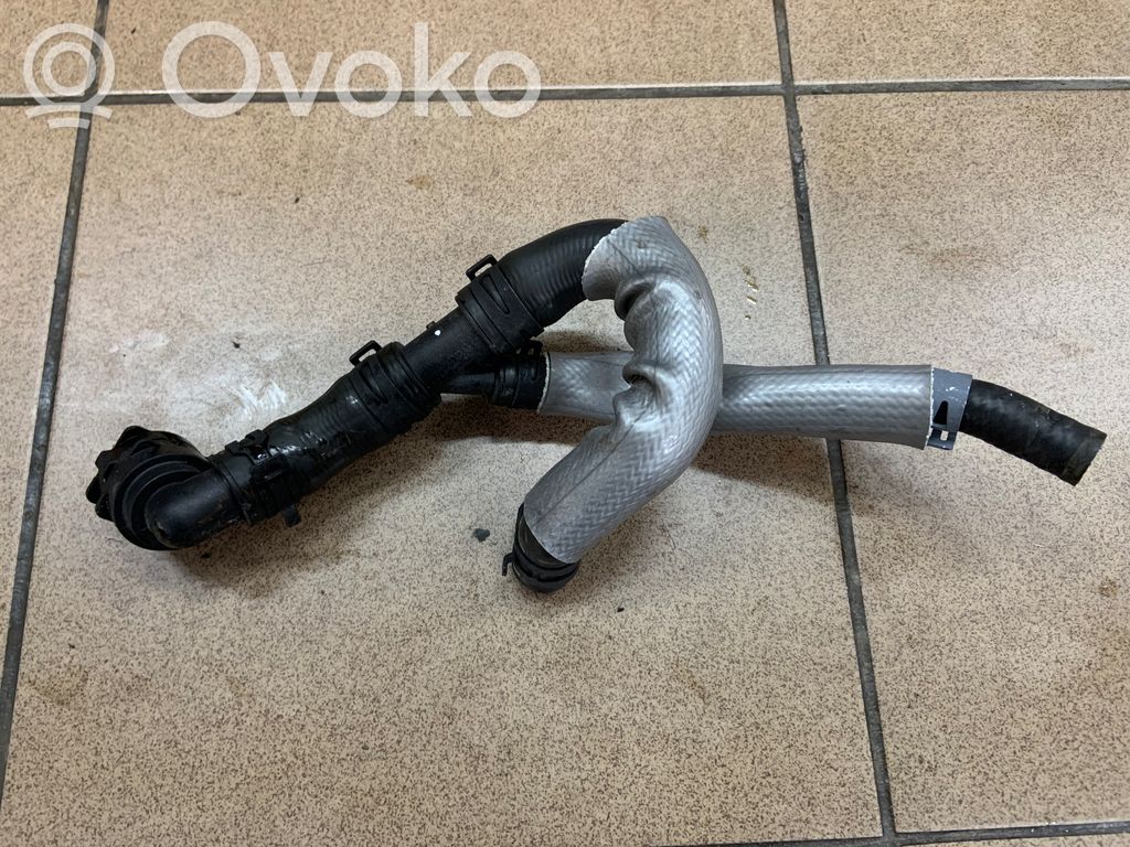 Audi A3 S3 8V Engine coolant pipe/hose 