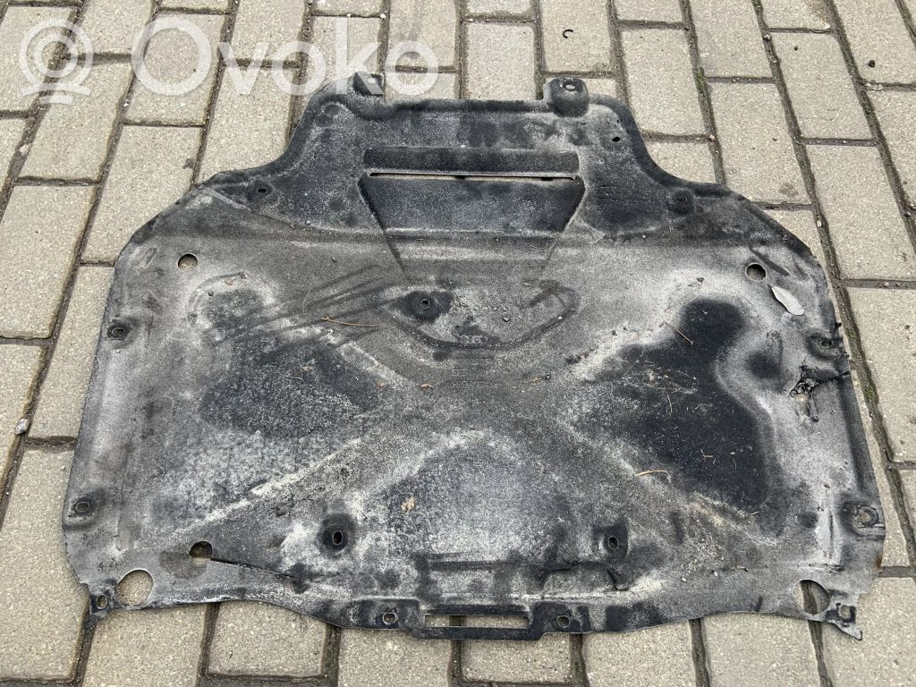 Audi Q7 4M Osłona dolna skrzyni biegów 