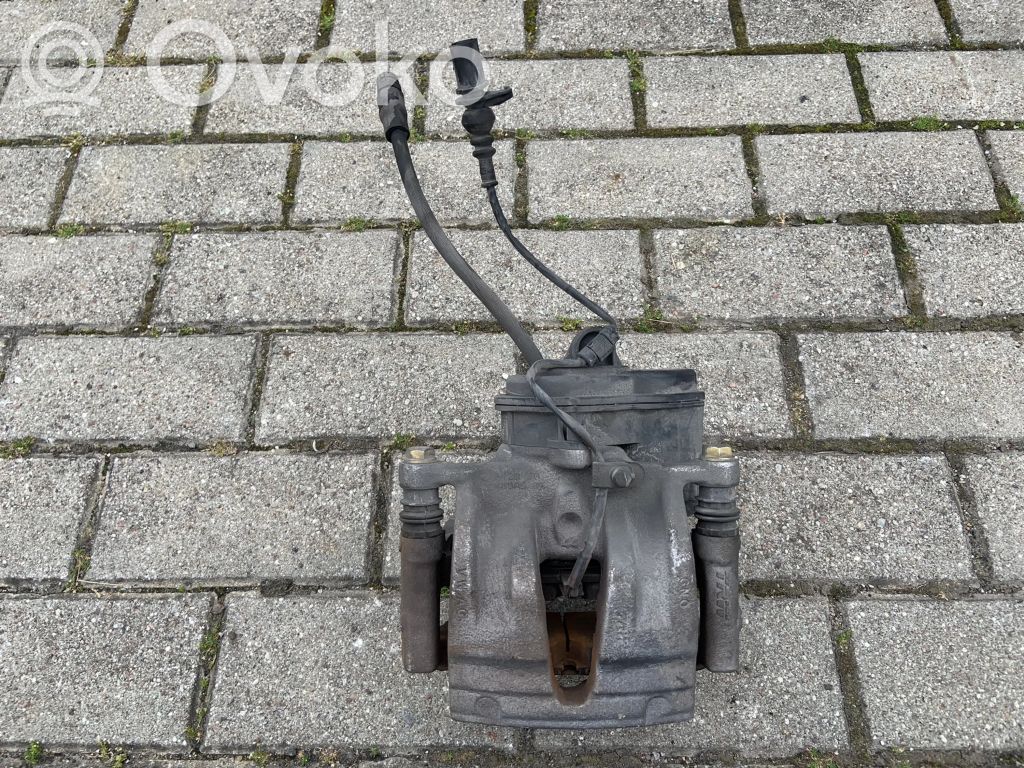 Audi Q7 4M Tylny zacisk hamulcowy 