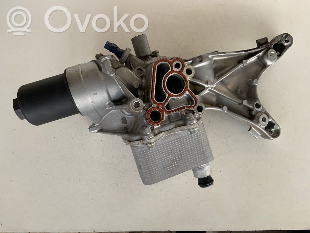 Audi Q5 SQ5 FY Supporto di montaggio del filtro dell’olio 