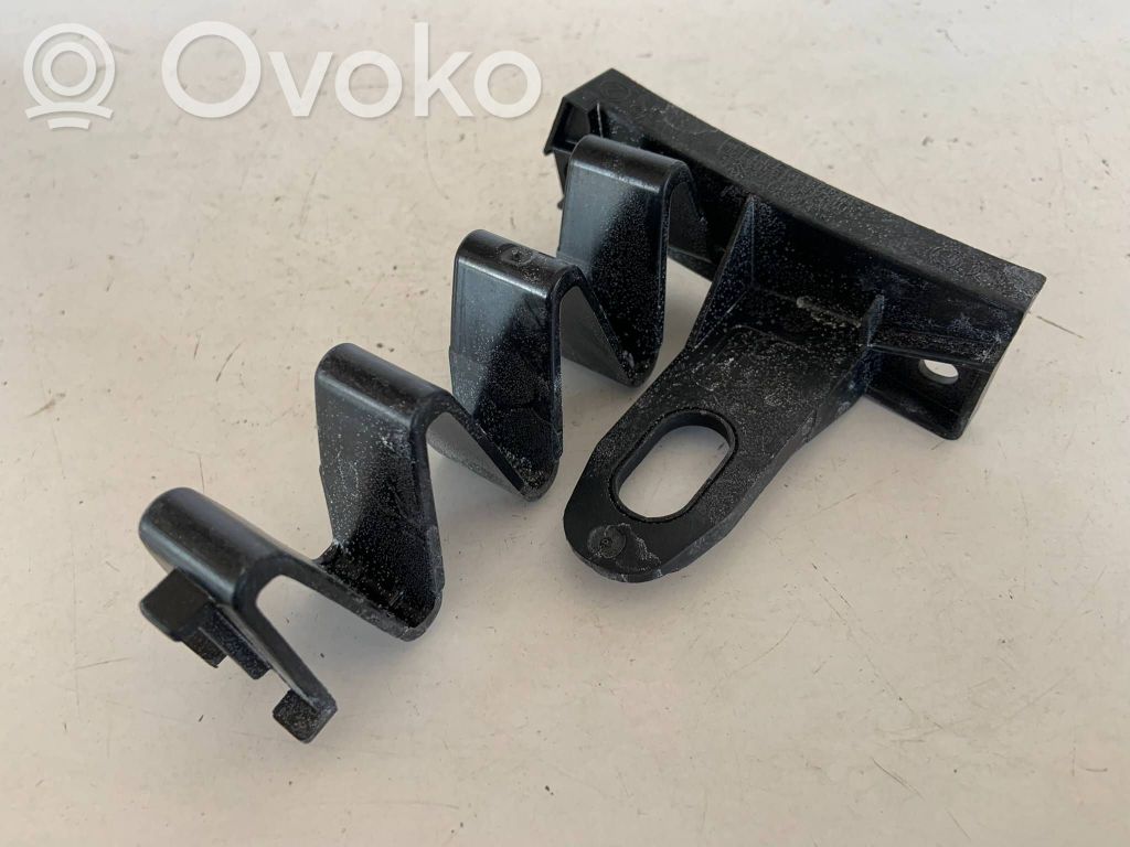 Audi A4 S4 B9 Soporte del parachoques delantero 
