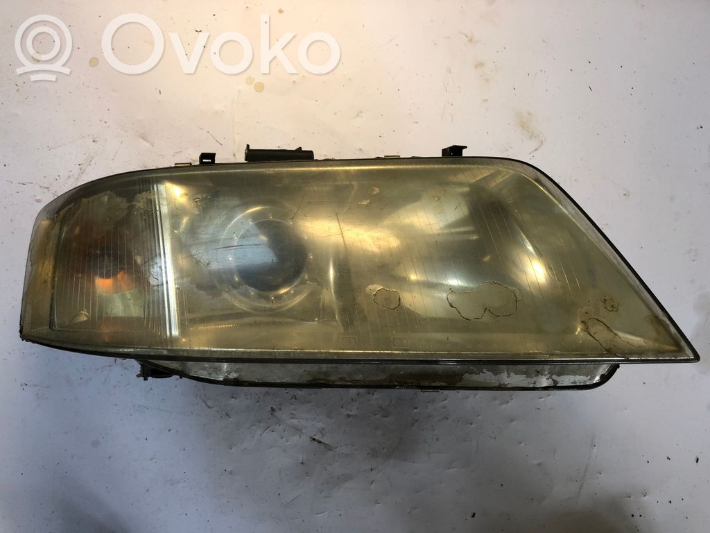 Audi A6 S6 C5 4B Scheinwerfer 